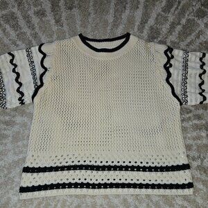 eesome Crocheted Sweater Size M